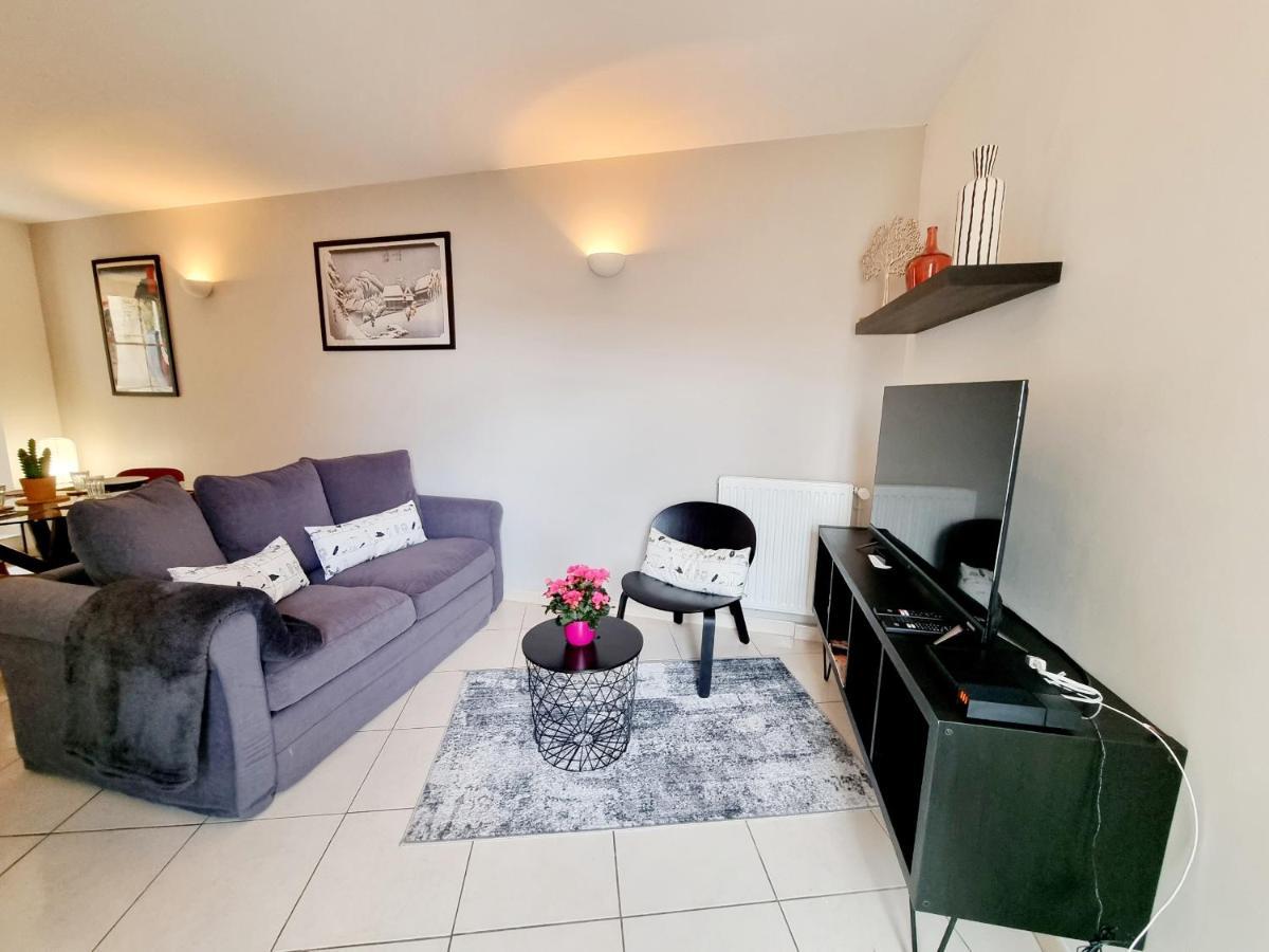 Coquette Maison De Ville Calme Avec Patio Angouleme Ngoại thất bức ảnh